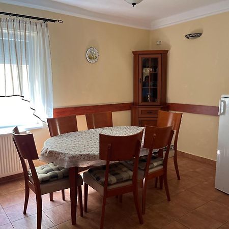 Apartment Villa Attila Hévíz Eksteriør billede