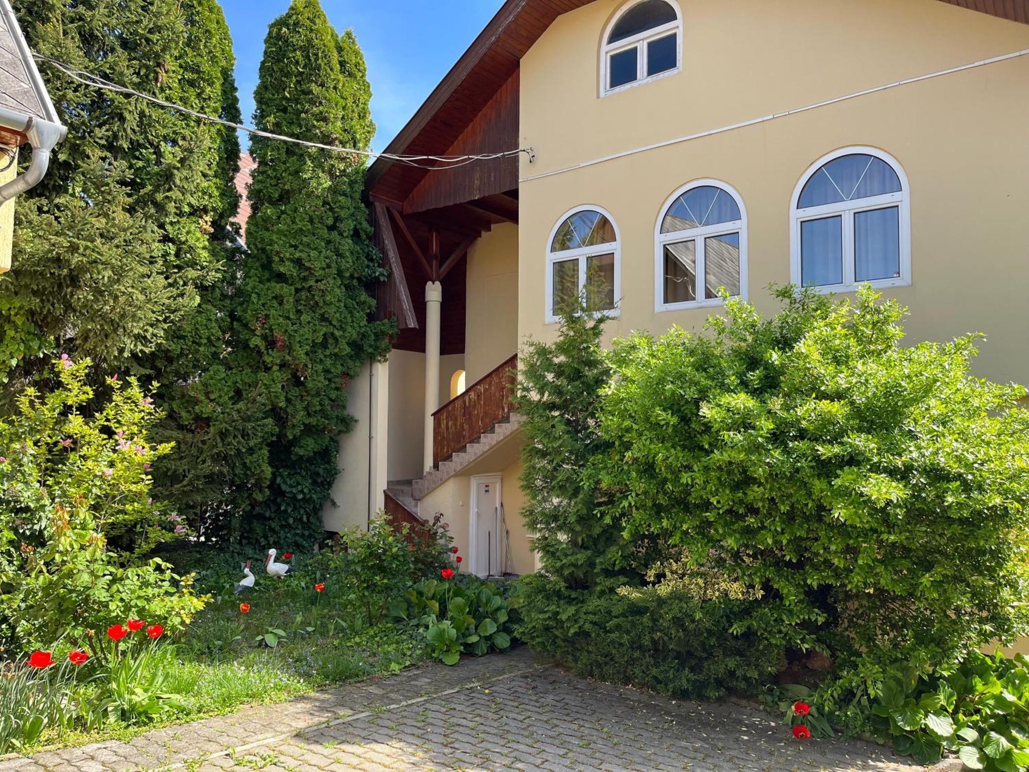Apartment Villa Attila Hévíz Eksteriør billede